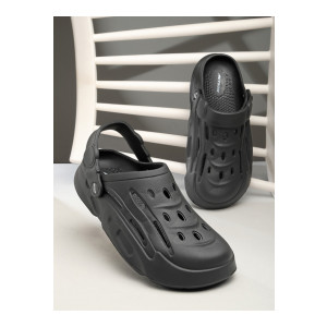 Action Men’s Sandals & Floaters