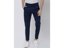 HIGHLANDER Men’s Blue Tapered Fit Chinos Deal Rs. 371