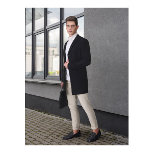 INVICTUS Men Black Solid Slim Fit Blazer