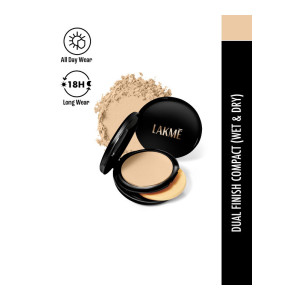 Lakme Xtraordin-airy Lightweight 2 in 1 Compact + Foundation With SPF17