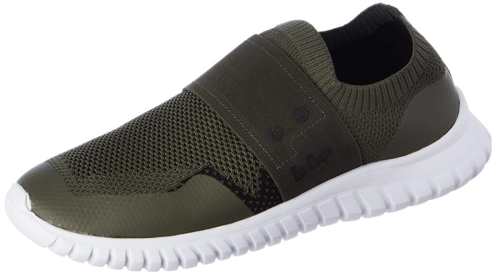 Lee Cooper Men’s Sneakers Deal Rs. 758 on Amazon