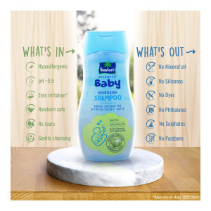 Parachute Advansed Baby Gift Pack with New Born Baby essentials & Milestone booklet
