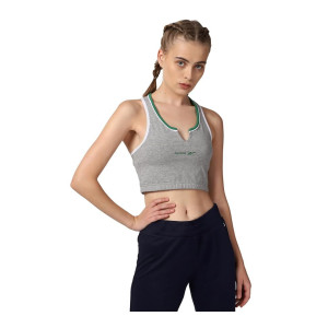 Reebok Women Sports Bra at Rs490 | Amazon Deal