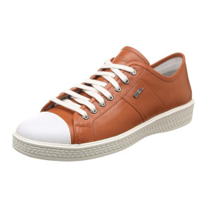 Woodland Men’s Leather Sneaker at Rs1152 | Amazon Deal