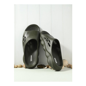 WROGN Men Solid Sliders