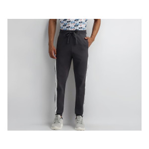 Reebok Men’s Ripstop Joggers at Rs409 | Amazon Deal