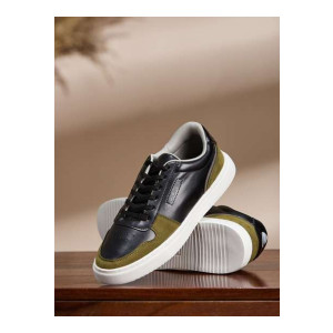 Duke Shoes at Rs559 | Myntra Deal